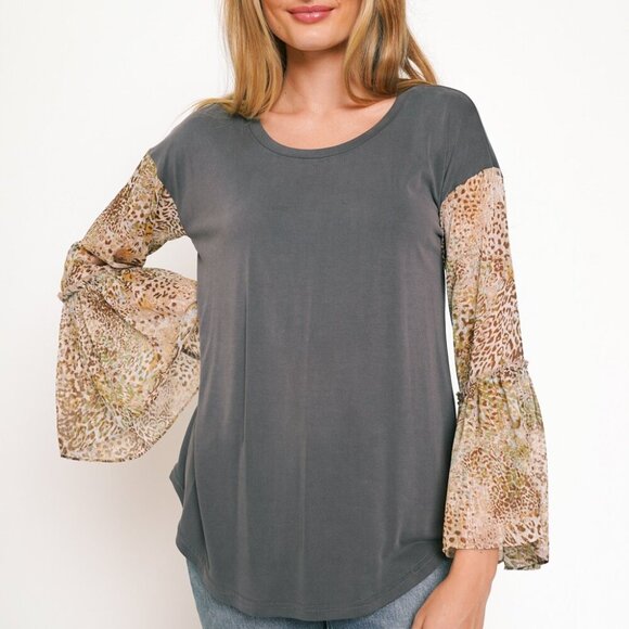 MYSTREE PRINTED FLARE SLEEVE MODAL TOP - Picture 2 of 8